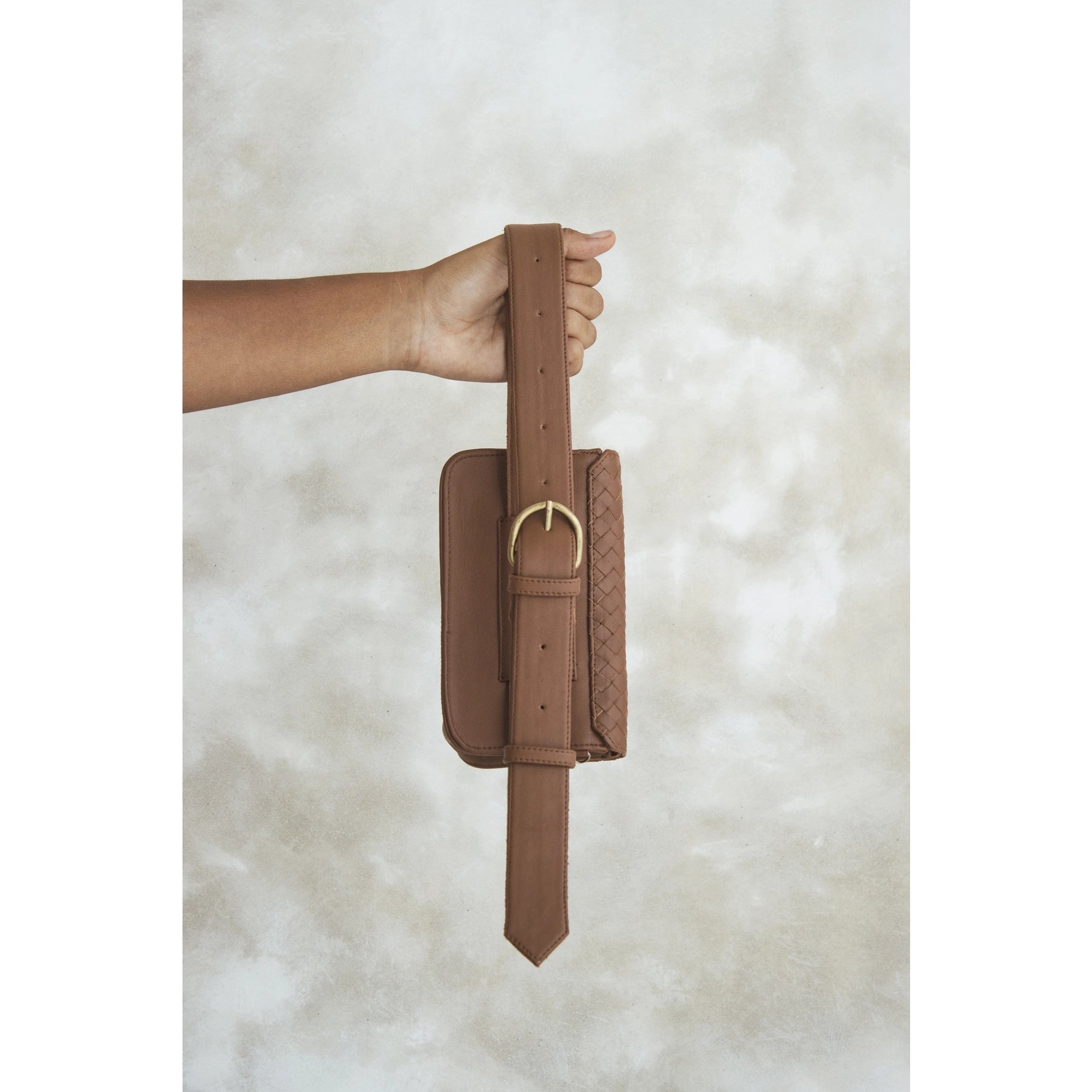 MANDRN | The Ziggy- Sand Leather Belt Bag, Long Strap